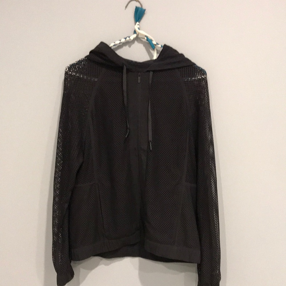 Black lululemon zip up